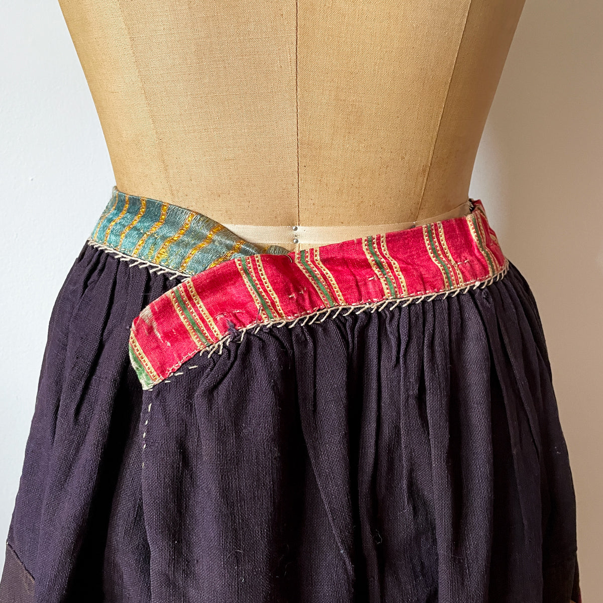 Vintage skirts online india top